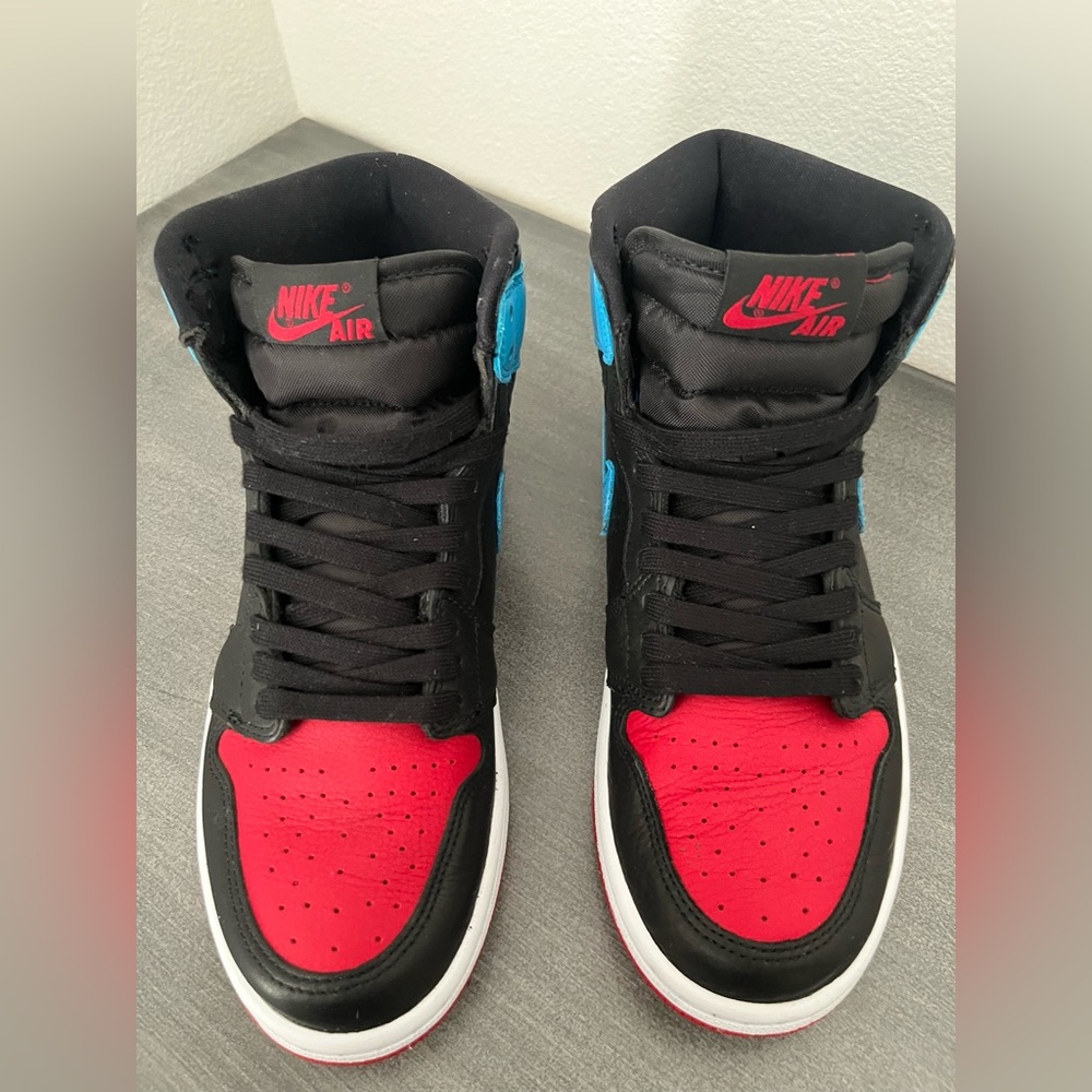 Air Jordan 1 UNC to CHI - Picture 2 of 10